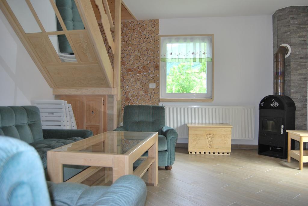 Apartments Zornik Бовец Екстер'єр фото