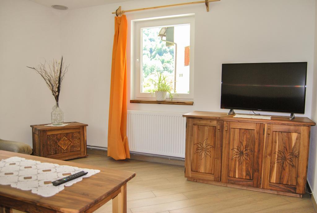 Apartments Zornik Бовец Екстер'єр фото