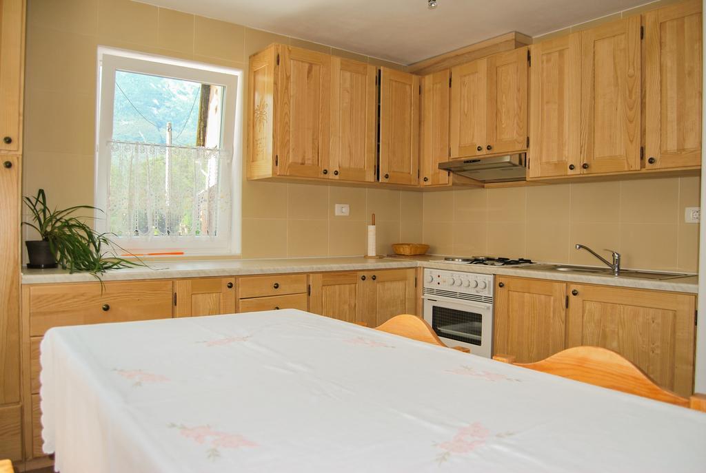 Apartments Zornik Бовец Екстер'єр фото